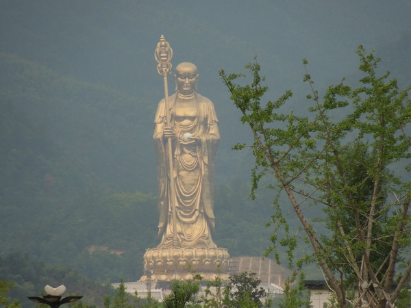 地藏菩萨为什么能具有不可思议功德？|九华山朝圣