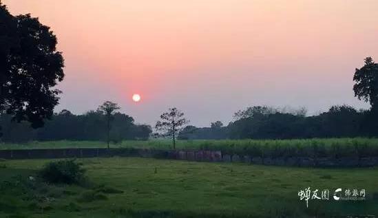 南丹格尔的夕阳余晖