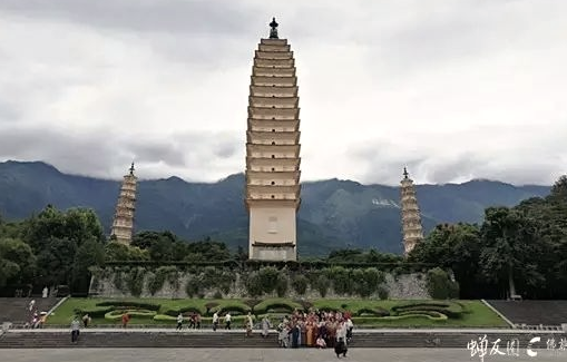 佛经开示：朝拜礼佛的五种功德