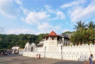 斯里兰卡：佛陀三临宝岛 法显两度春秋