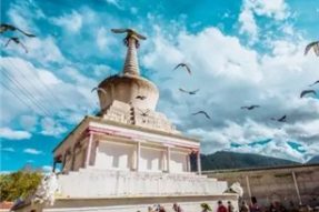 拉卜楞寺：世界最大的藏传佛教学府