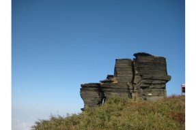 梵净山景点介绍：万卷书-蝉友圈 佛旅网 佛教旅游 佛教圣地 佛旅领队 佛教导游