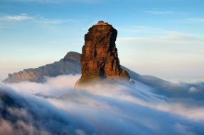 梵净山景区概况-蝉友圈 佛旅网 佛教旅游 佛教圣地 佛旅领队 佛教导游